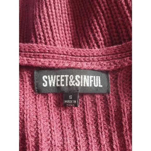 Sweet N Sinful Maroon Ripped Cut Up Looking Sweater Size Small - Picture 5 of 6